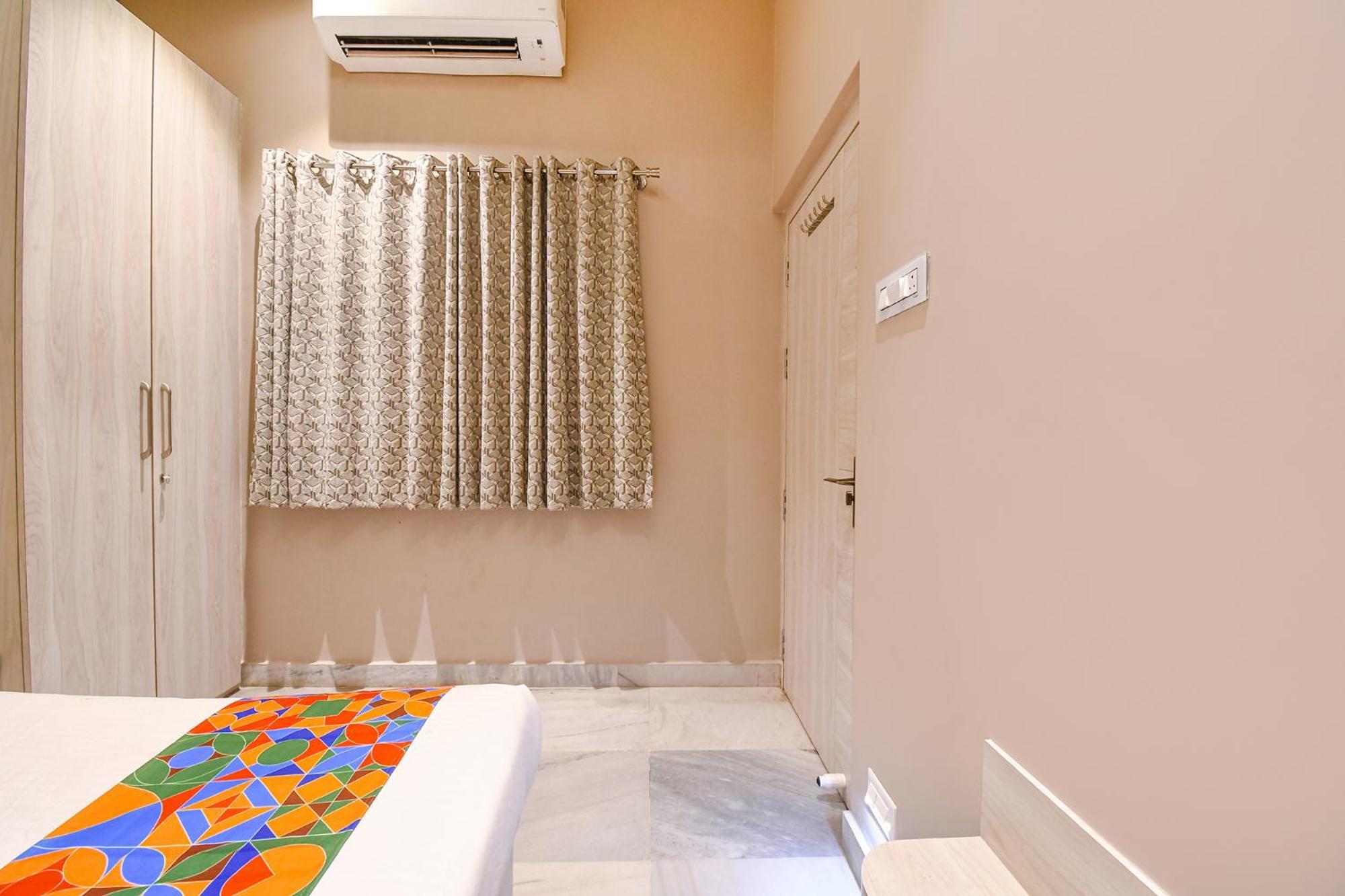 Fabhotel Kitchen Q Inn - Belaghata Kolkata Bagian luar foto
